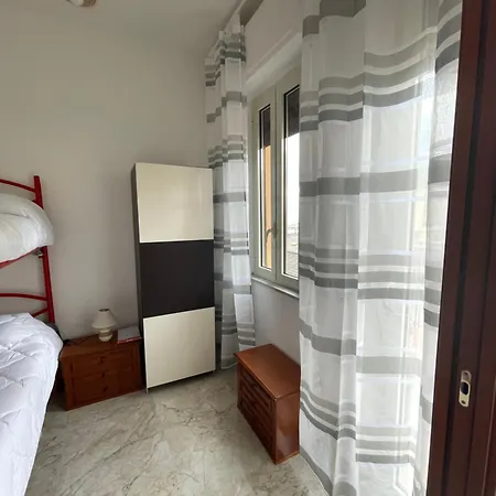 Apartment Posidonea Al Centro Citta 1